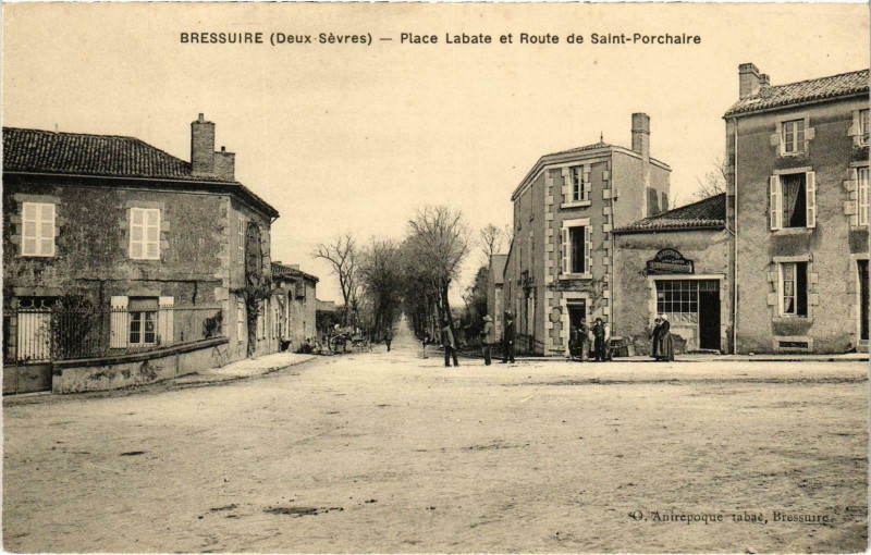 You are currently viewing Les Hauts de Bressuire, la place Labâte