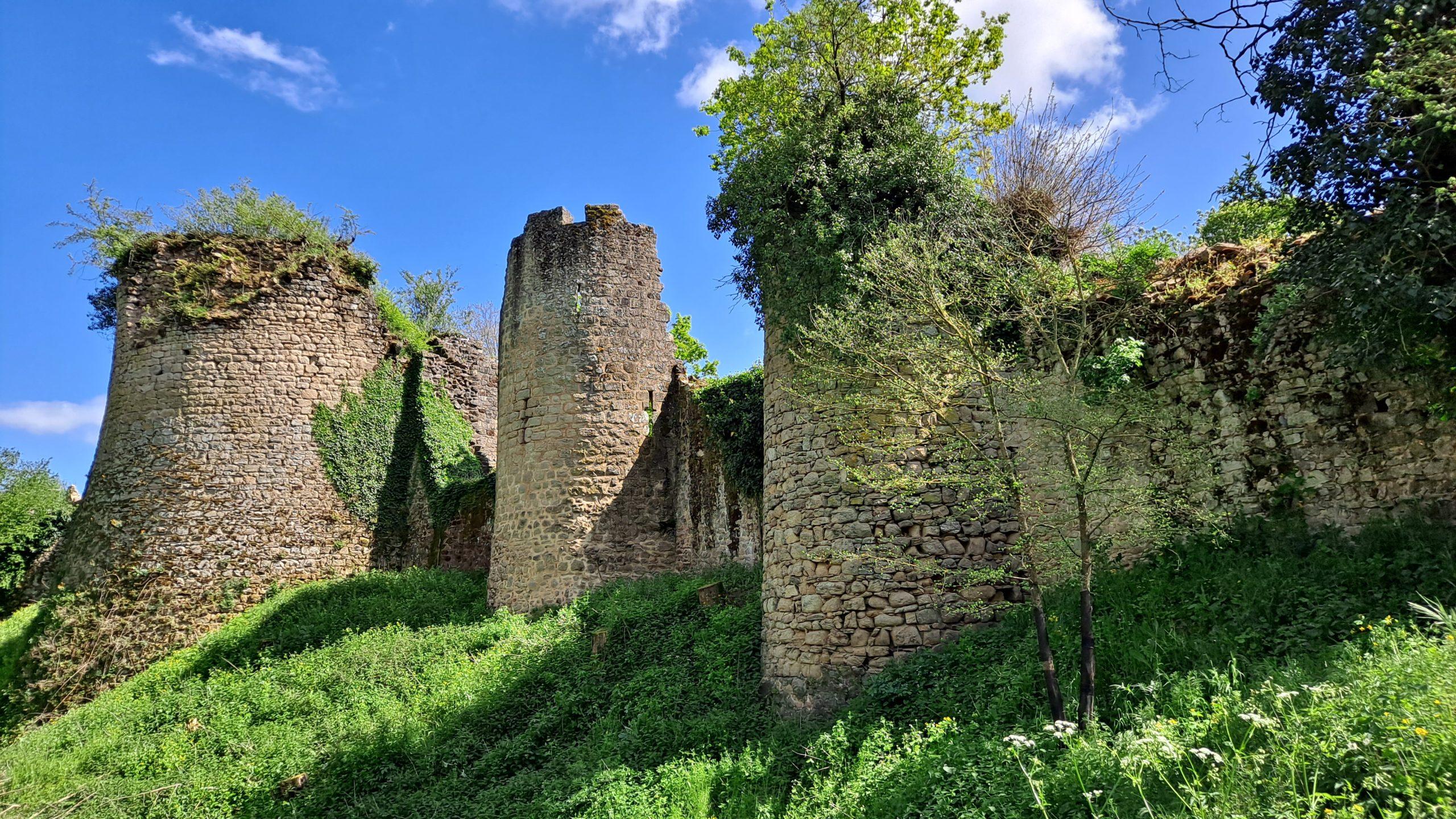 Enceinte du château de Bressuire