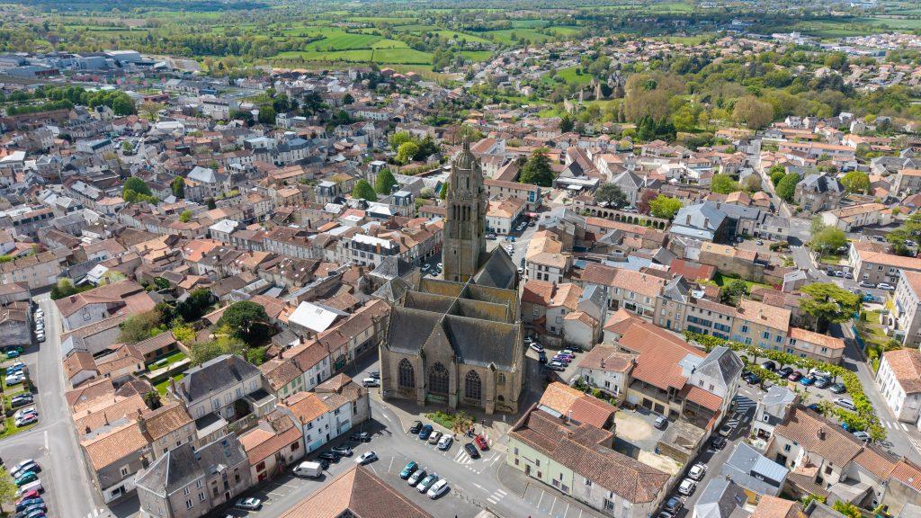 Vue aérienne de Bressuire